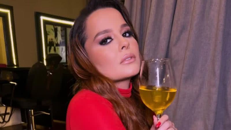 Maiara rebate críticas por beber durante shows - Instagram/@maiara