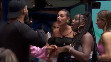 Alane, Juninho e Leidy Elin brigaram após a formação do Paredão no BBB 24 - Globoplay