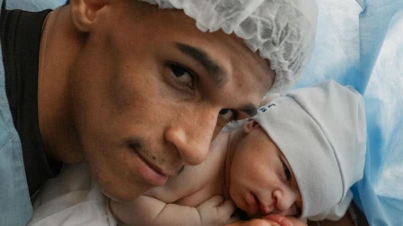 Luva de Pedreiro anunciou o nascimento do filho Davi Cristiano Ronaldo - Instagram/@luvadepedreiro