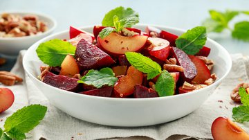 Salada refrescante e leve para começar a semana. - Salada refrescante e leve (Imagem: Shutterstock)