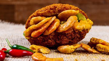 Acarajé é uma das sensações da gastronomia baiana. - Shutterstock