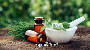 Homeopatia consiste em um tratamento terapêutico preventivo - Shutterstock