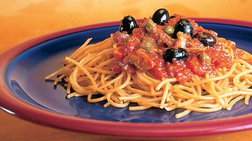 Receita de Espaguete à putanesca - Sergio Pagano
