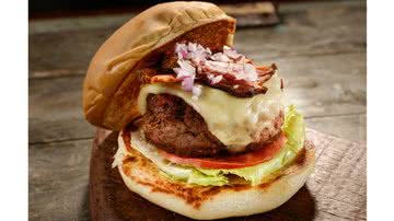 Dia Mundial do Hambúrguer: prepare em casa dois lanches incríveis! - Divulgação