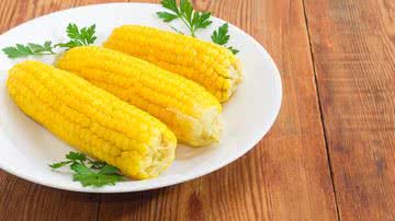 Saboroso e superversátil, o milho ainda é uma ótima fonte de energia e tem pouca gordura - Shutterstock