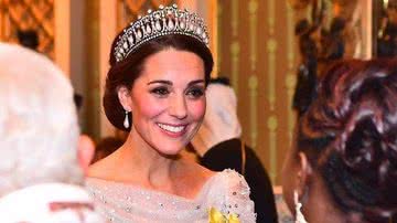 Kate também colocou a tiara em outubro - Reprodução/Instagram