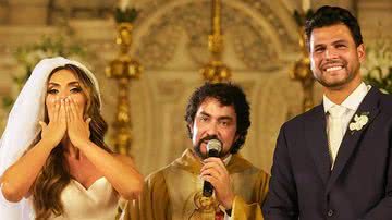 Padre Fábio de Melo oficializou a união do casal, que contou com a presença de diversos artistas. - Reprodução/ Instagram