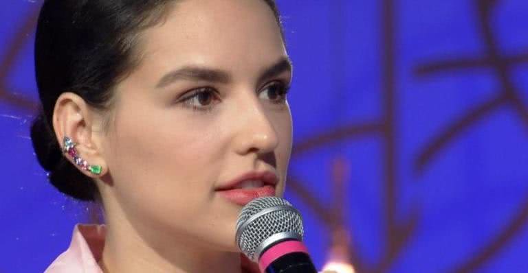 Kéfera Buchmann debate feminismo com convidado da plateia do programa - TV Globo