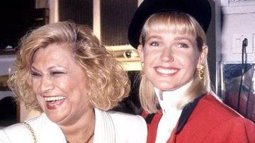 Xuxa e Hebe nos bastidores do 'Programa da Xuxa', em 1993 - Reprodução/Instagram