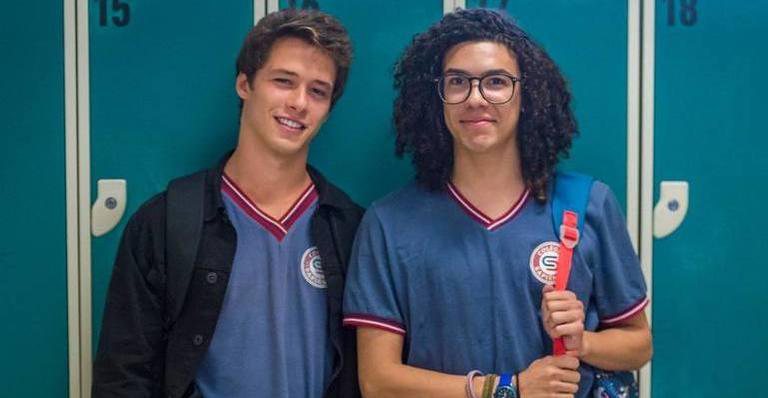 Santiago (Giovanni Dopico) sofre com assédio do técnico na novela teen. - Reprodução/ Instagram