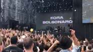 Público faz manifestação contra Bolsonaro no Lollapalooza. - Reprodução/ Twitter/ UOL