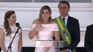Michelle Bolsonaro faz discurso em Libras durante a cerimônia de posse. - Reprodução/G1