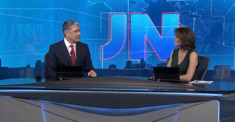 William Bonner conta momento inusitado ao apresentar 'Jornal Nacional' ao lado de Giuliana Morrone - Reprodução/TV Globo