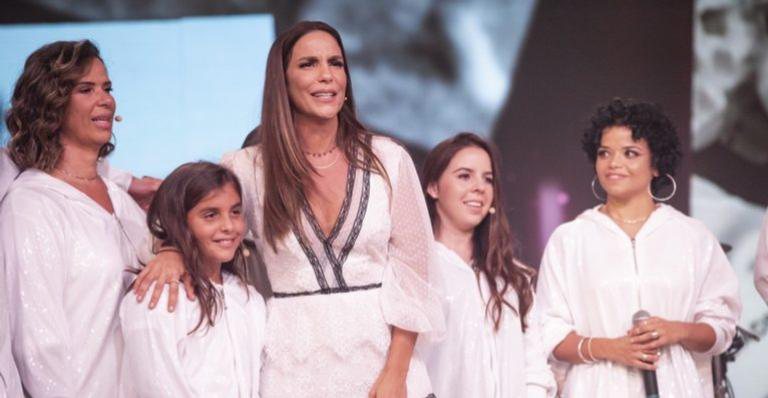 Ivete Sangalo ao lado do filho, Marcelo, que emocionou o público - Isabella Pinheiro/Gshow