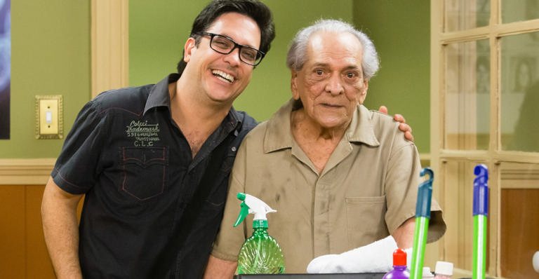 Lúcio Mauro Filho ao lado de seu pai, o comediante Lúcio Mauro. - Tata Barreto/TV Globo