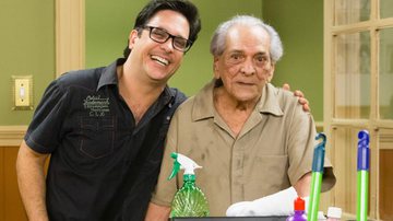Lúcio Mauro Filho ao lado de seu pai, o comediante Lúcio Mauro. - Tata Barreto/TV Globo