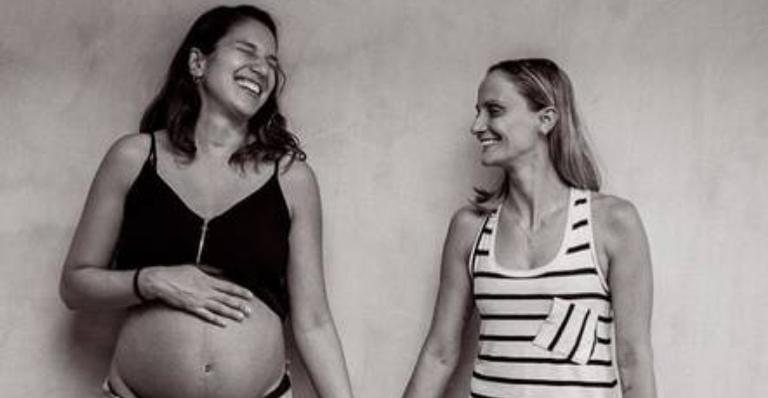 Fabi Alvim e Julia Silva estão juntas há cinco anos e deram a luz a Maria Luiza - Pamela Miranda/Reprodução/Instagram