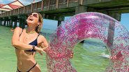 Flávia Alessandra curte dia de sol na praia - Reprodução/Instagram