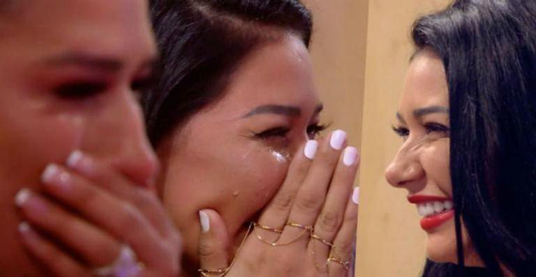 Simone e Simaria se emocionam durante programa 'Tamanho Família' - Reprodução/ TV Globo