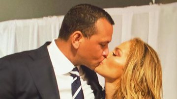 Jeniffer Lopez e lex Rodriguez estão noivos desde março deste ano - Reprodução/Instagram