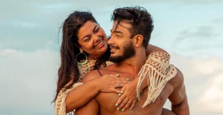 Fabiana Karla e seu noivo, Diogo Mello - Reprodução/Instagram