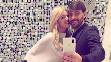 Val Marchiori é pedida em casamento - Reprodução/Instagram
