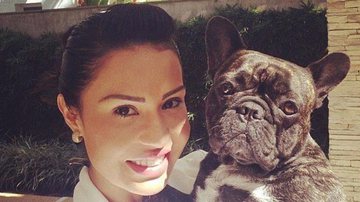 Gracyanne Barbosa lamentou a morte do cãozinho de estimação, Bruce - Instagram/@graoficial