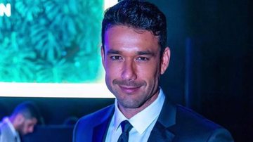 Sergio Marone surge em post de pós-operatório - Instagram: @sergiomarone