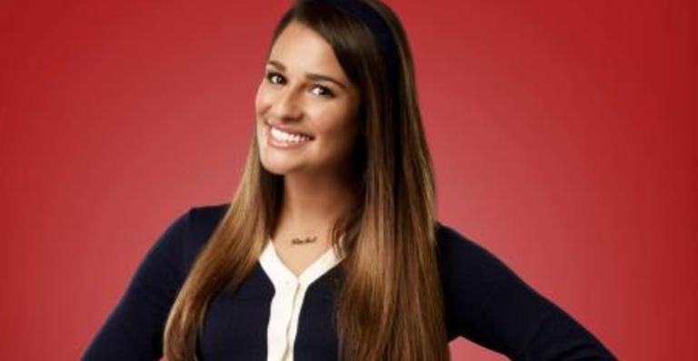 Lea Michele interpretou a nerd Rachel Barry na série 'Glee'. - Divulgação