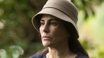 Lola (Gloria Pires) vive momentos conturbados com a família em 'Éramos Seis' - Globo/Raquel Cunha