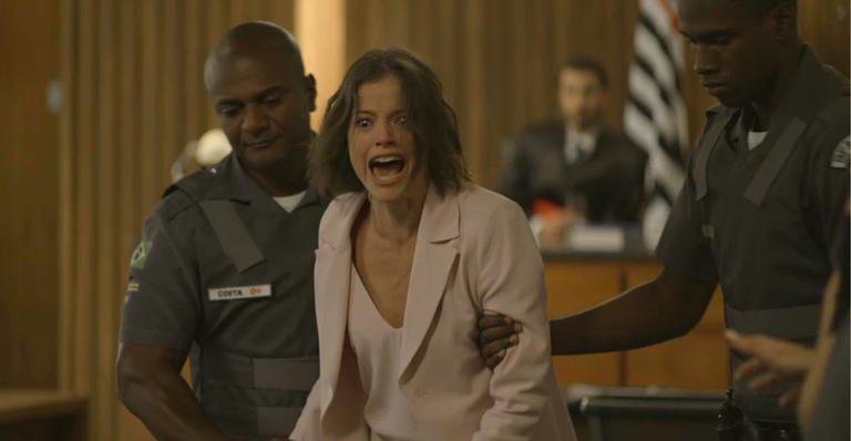 Em 'A Dona do Pedaço', Josiane (Agatha Moreira) se desespera com o veredito do juiz, que a condena à pena máxima - TV Globo