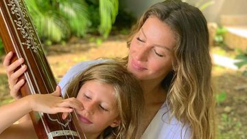 Gisele Bündchen surge ao lado da filha e impressiona com semelhança - Instagram/gisele