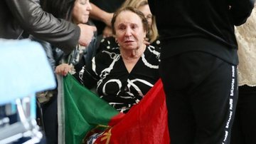 Dona Maria do Céu em velório - Manuela Scarpa e Marcos Ribas/Brazil News