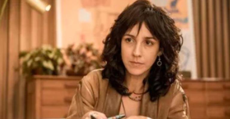 Amanda é interpretada por Camila Márdila em 'Amor de Mãe' - TV Globo