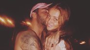 Pedro Scooby posa surfando com a namorada Cintia Dicker - Instagram/pedroscooby
