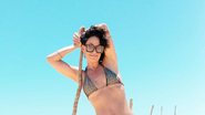 Carolina Ferraz ostentou boa forma na praia - Instagram/ @carolinaferrazoficial