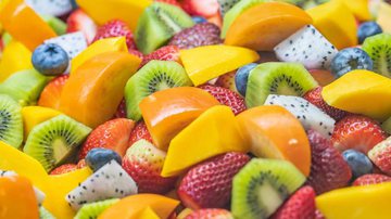 As frutas auxiliam no bom funcionamento do intestino e fortalecem o sistema imunológico - Banco de Imagem/Getty Images