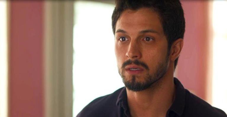 Marcos é interpretado por Romulo Estrela em 'Bom Sucesso' - TV Globo