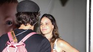 Laura Neiva e Chay Suede deixam maternidade em São Paulo - Lucas Ramos/AgNews