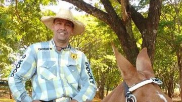 Rodrigo Cowboy gastou prêmio em bezerros - Reprodução