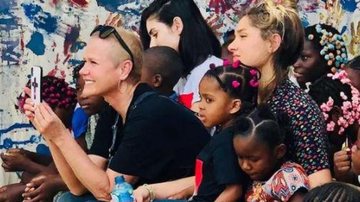 Xuxa Meneghel e Sasha estão em missão na África - Instagram/ @xuxameneghel