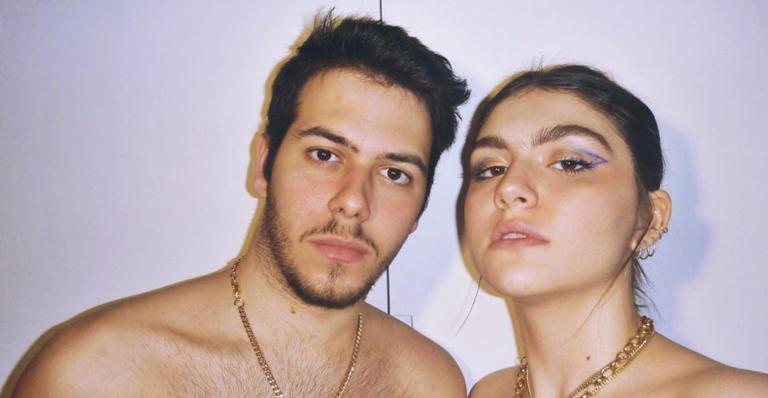Antonio Benincio aparece sem camisa no provador com a namorada - Instagram/sophdelucca