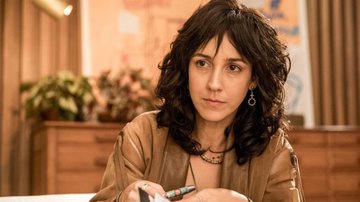 Amanda (Camila Márdila) será a próxima vítima de Álvaro (Irandhir Santos) em 'Amor de Mãe' - Globo/ Victor Pollak