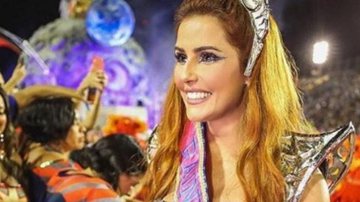 Deborah Secco no Carnaval 2020 da Sapucaí - Instagram/@dedesecco