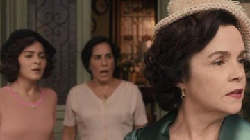 Zulmira (Luciana Braga) faz escândalo na porta da casa de Lola (Gloria Pires) em 'Éramos Seis' - Globo