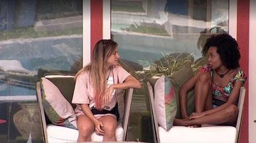 Thelma fala sobre Guilherme com Gabi - TV Globo