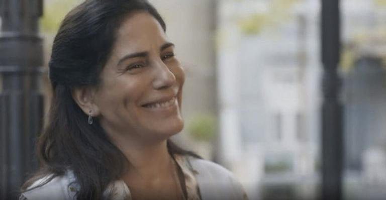 Lola fica com Alfredo no final de 'Éramos Seis' - Divulgação TV Globo