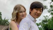 Samy Lee ao lado do marido, Pyong - Instagram