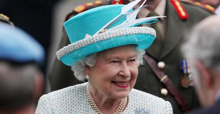 Rainha Elizabeth peque que o povo britânico tenha consciência - Instagram: @theroyalfamily