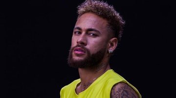 Neymar pede por paredão falso - Instagram/neymarjr
